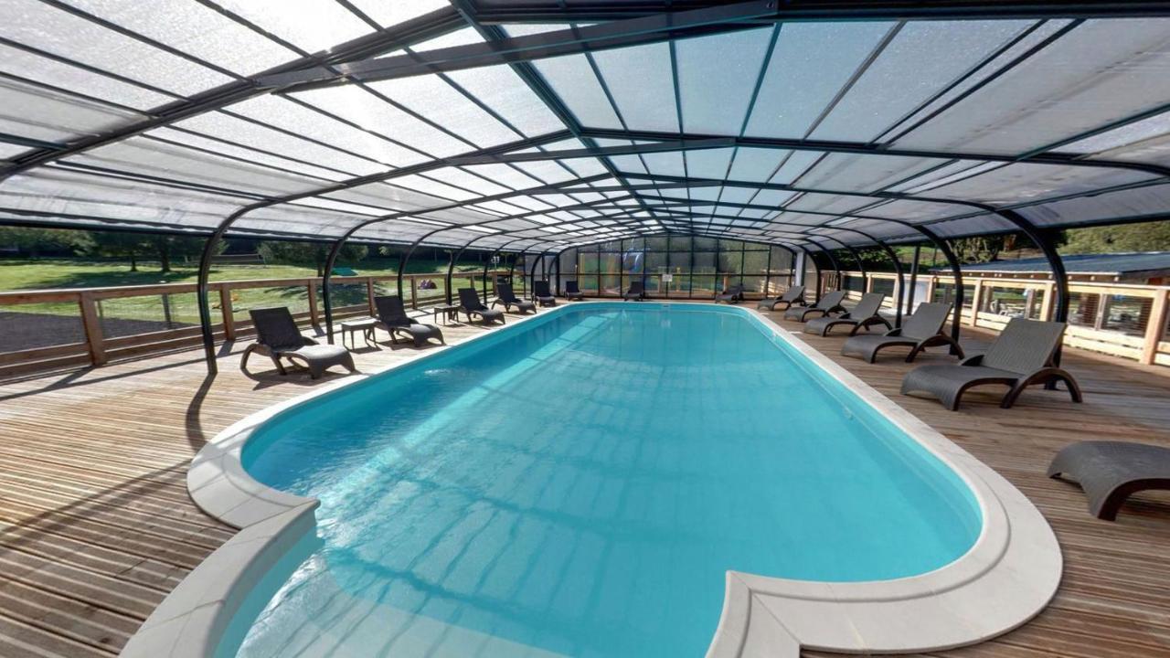 Camping Les Vernieres La Bourboule Sancy Екстериор снимка