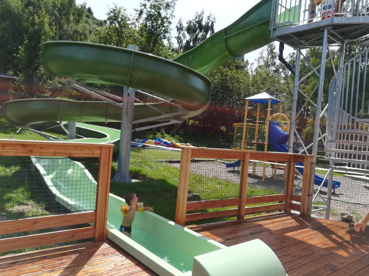 Camping Les Vernieres La Bourboule Sancy Екстериор снимка