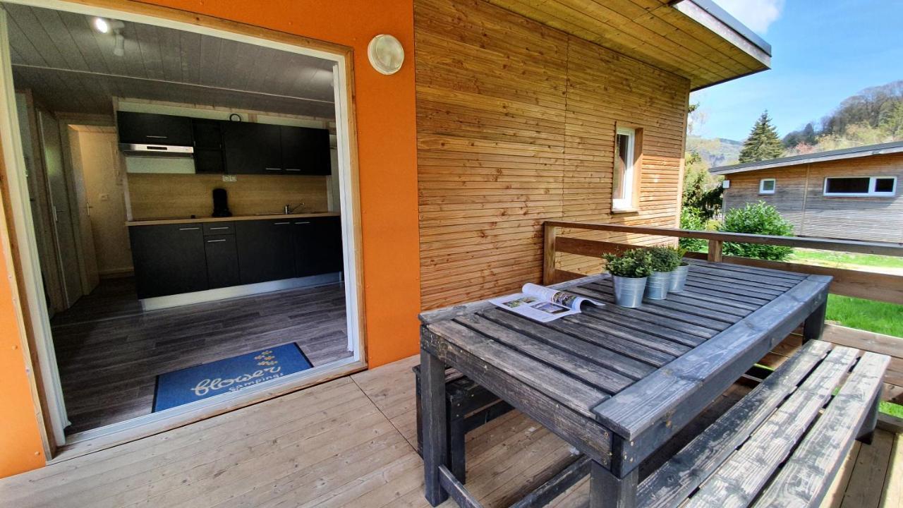 Camping Les Vernieres La Bourboule Sancy Екстериор снимка